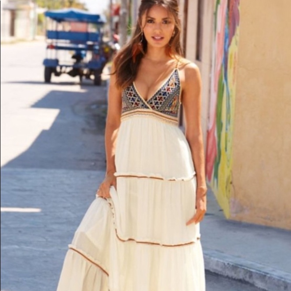 NWT Embroidered and Sequined Boho Triangle Dress